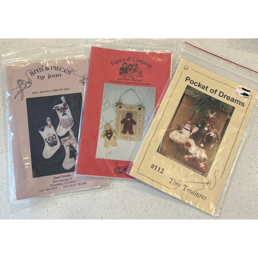 Lot (3) Christmas Craft‎ Patterns/ Reindeer/Santa/Snowman/ Mini Quilt/Stockings